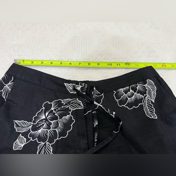 Uniform John Paul Richard Pure Linen Embellished Floral Crop Pants Medium Petite - Picture 8 of 11